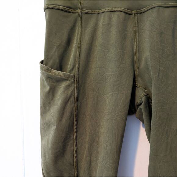 Lululemon Fast and Free Short 10" Ice Dye Ice Wash Moss Green Size 4 Pockets - Picture 4 of 8